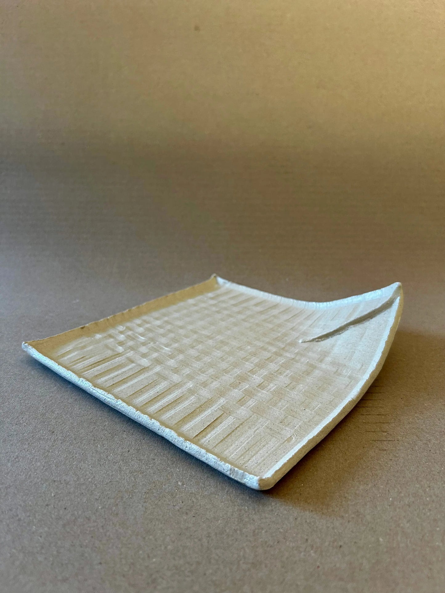 Assiette de présentation, nouveauté
