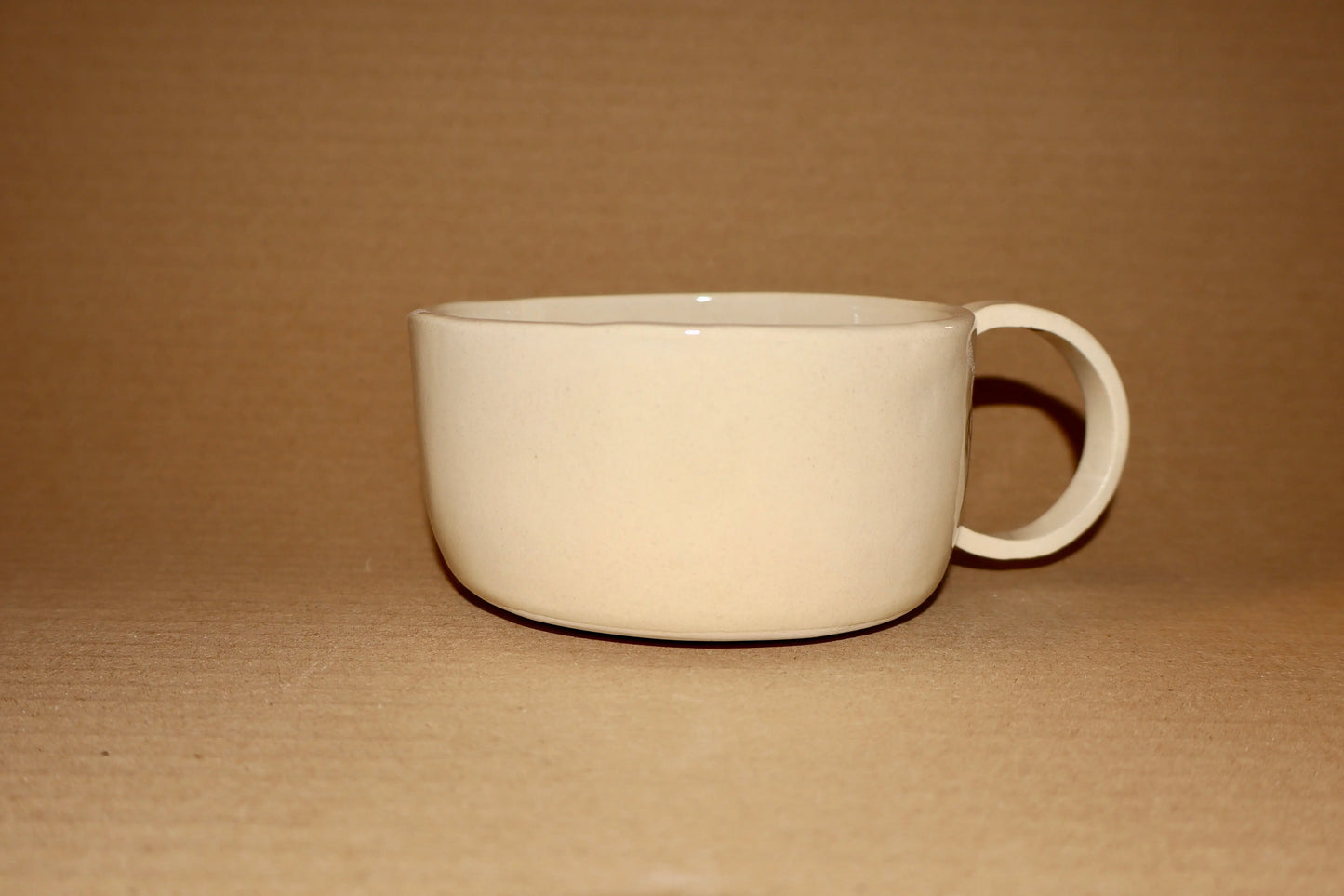 Bol avec anse, nouveauté