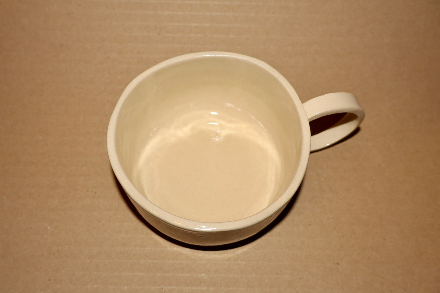 Bol avec anse, nouveauté