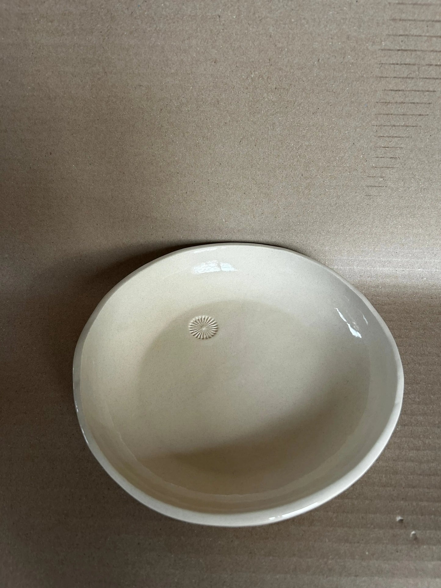 Coupe , assiette creuse soleil