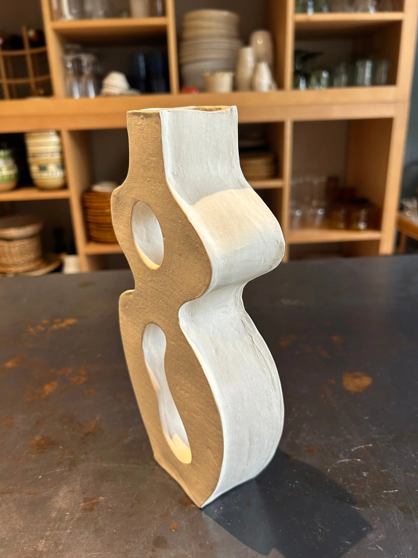 Vase , forme abstraite