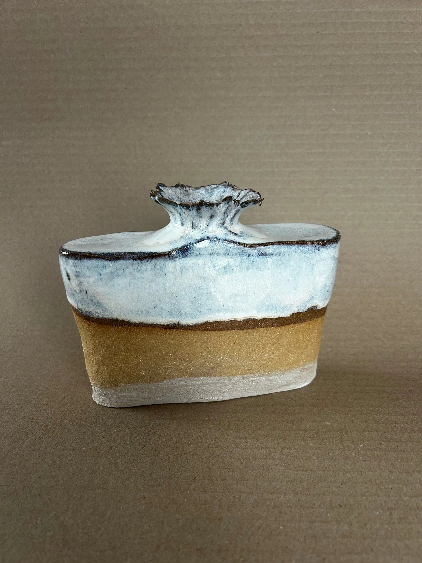 Vase corolle émaillé