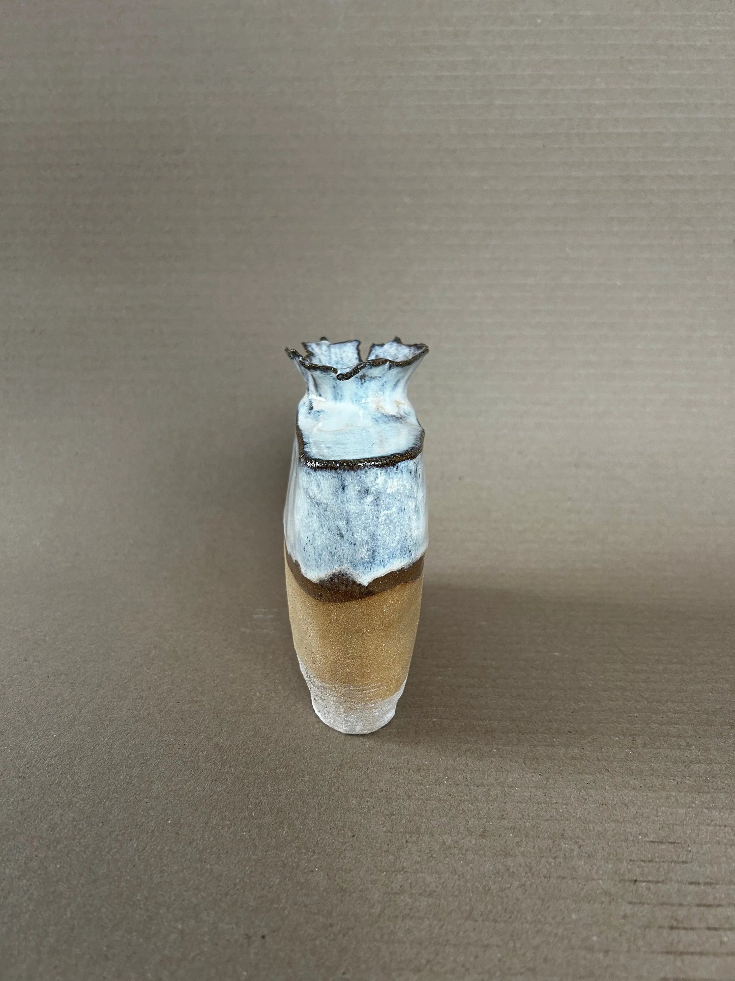Vase corolle émaillé