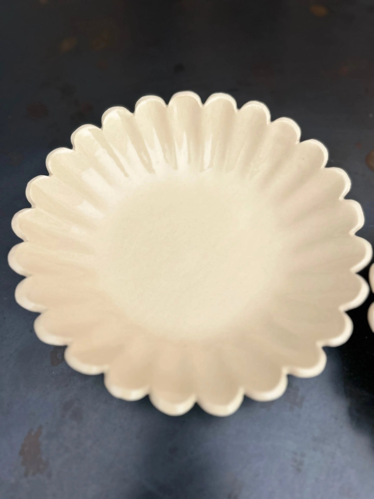 assiettes , plats, coupes