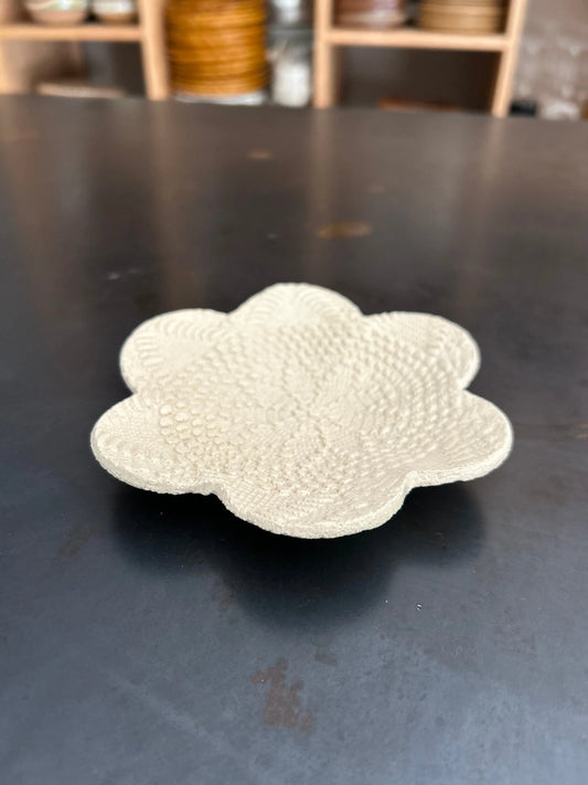 coupelle fleurs dentelle