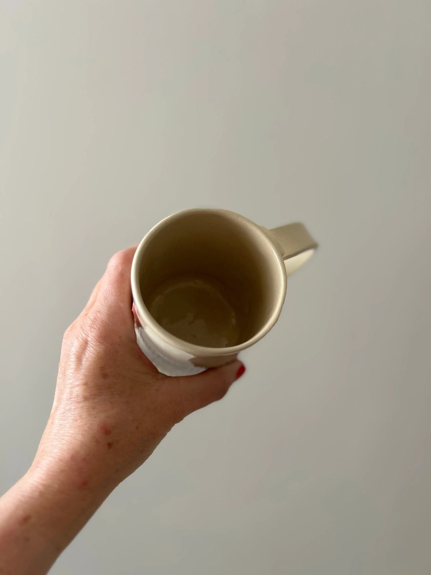 mug avec anse et fine rayure