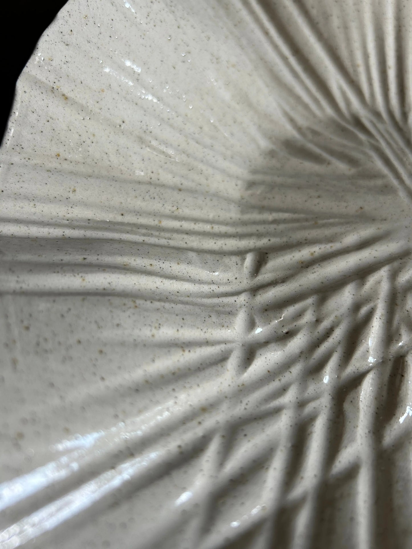 Pyrithed stoneware serving dish
