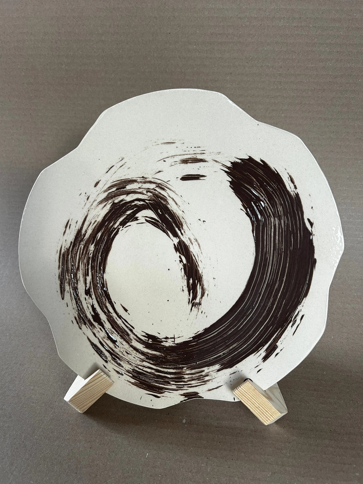 plat, assiette de présentation, nouveauté