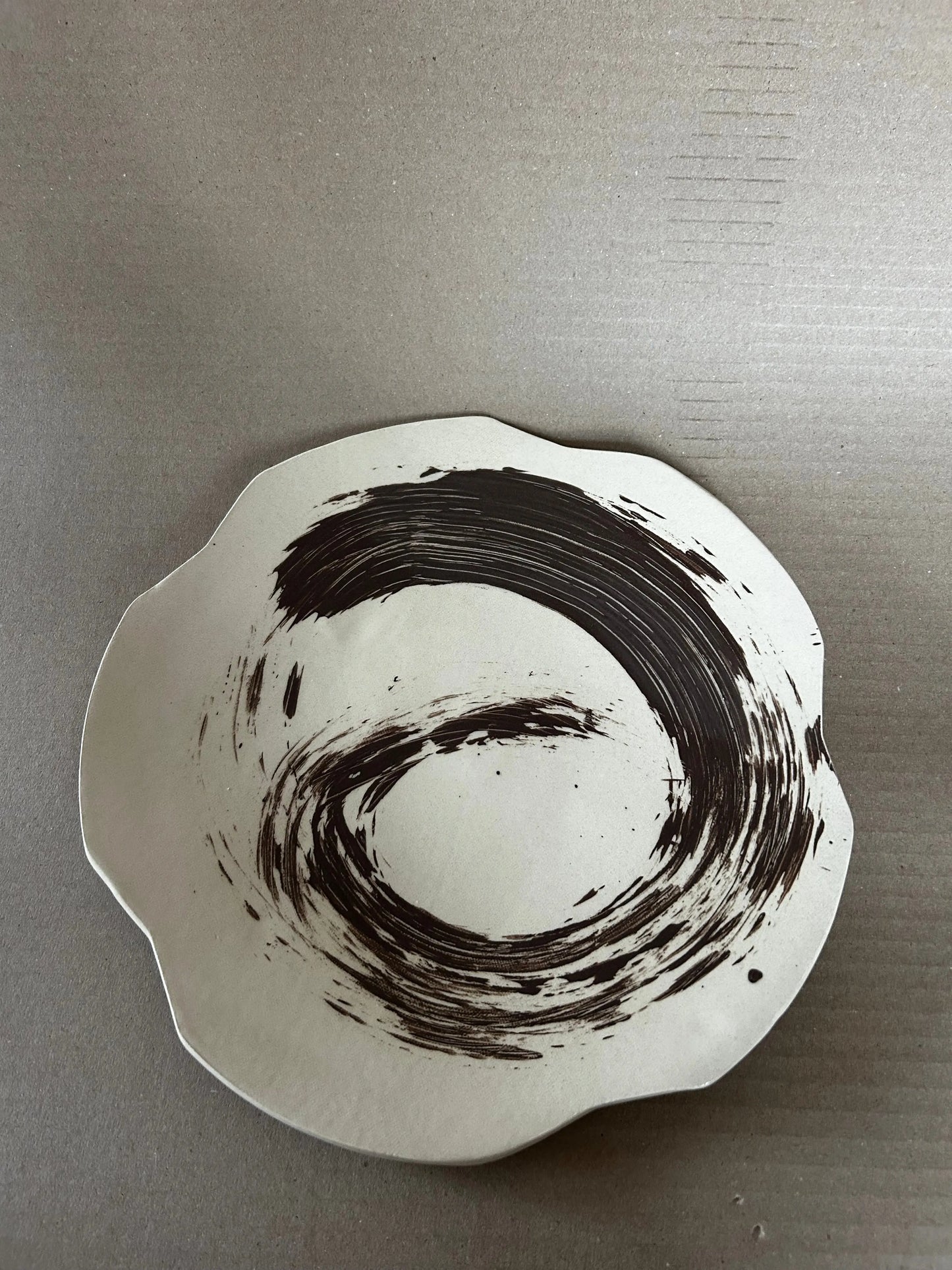 plat, assiette de présentation, nouveauté