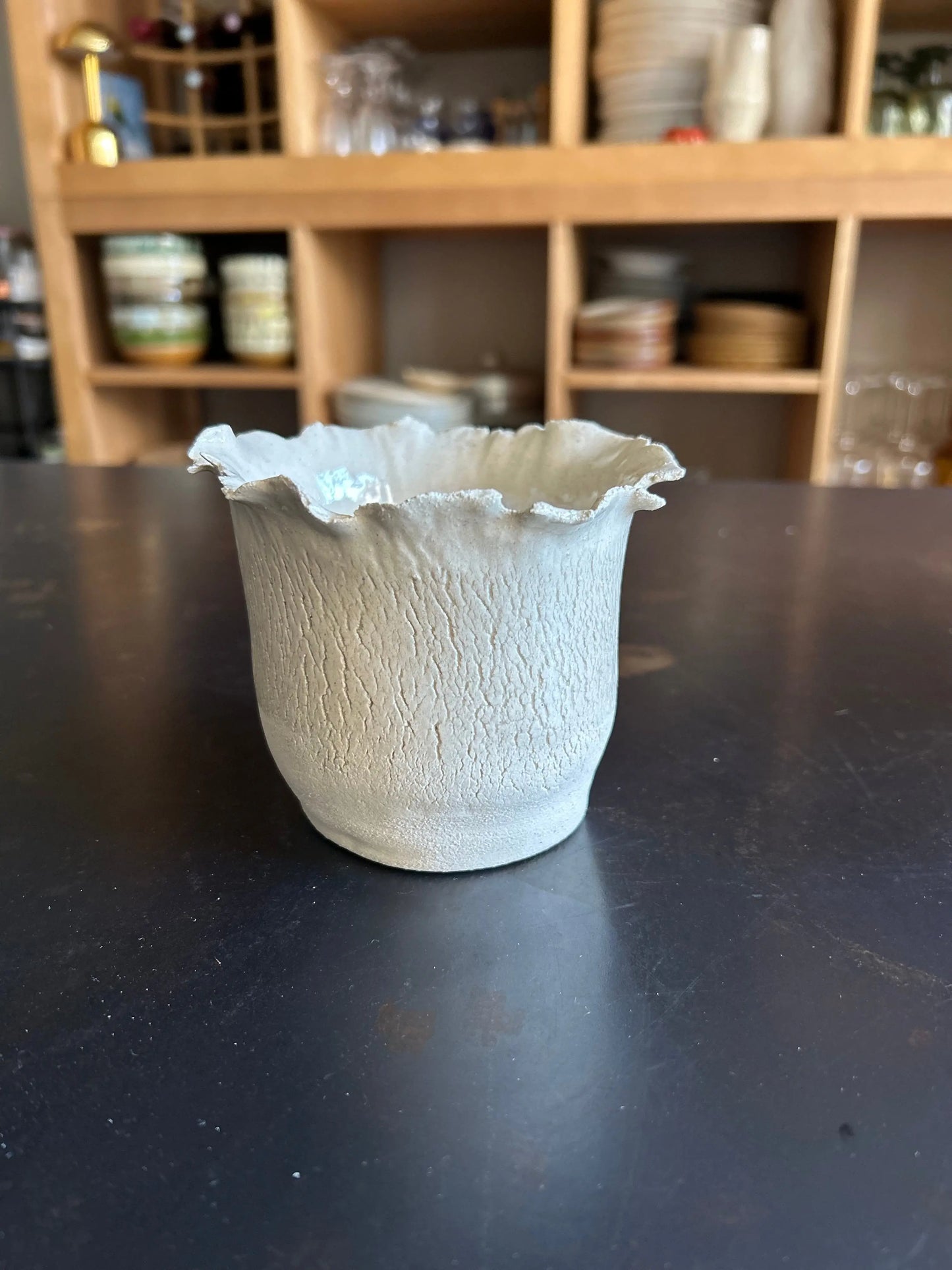 vase, cracked flowerpot