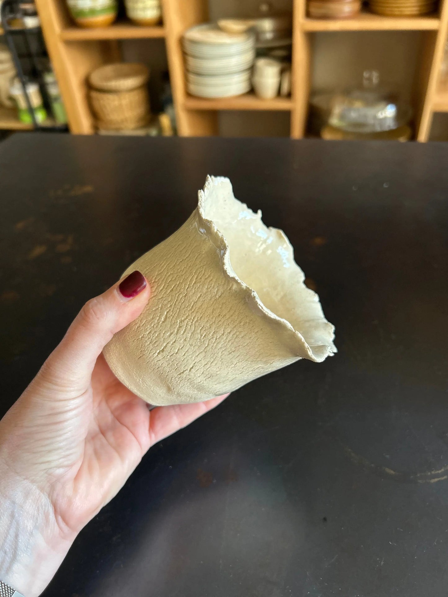 vase, cracked flowerpot
